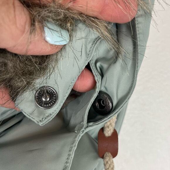 Eddie Bauer Womens Goose Down Puffer Vest Faux Fur Hoodie Yukon Model Sage L - Picture 12 of 13